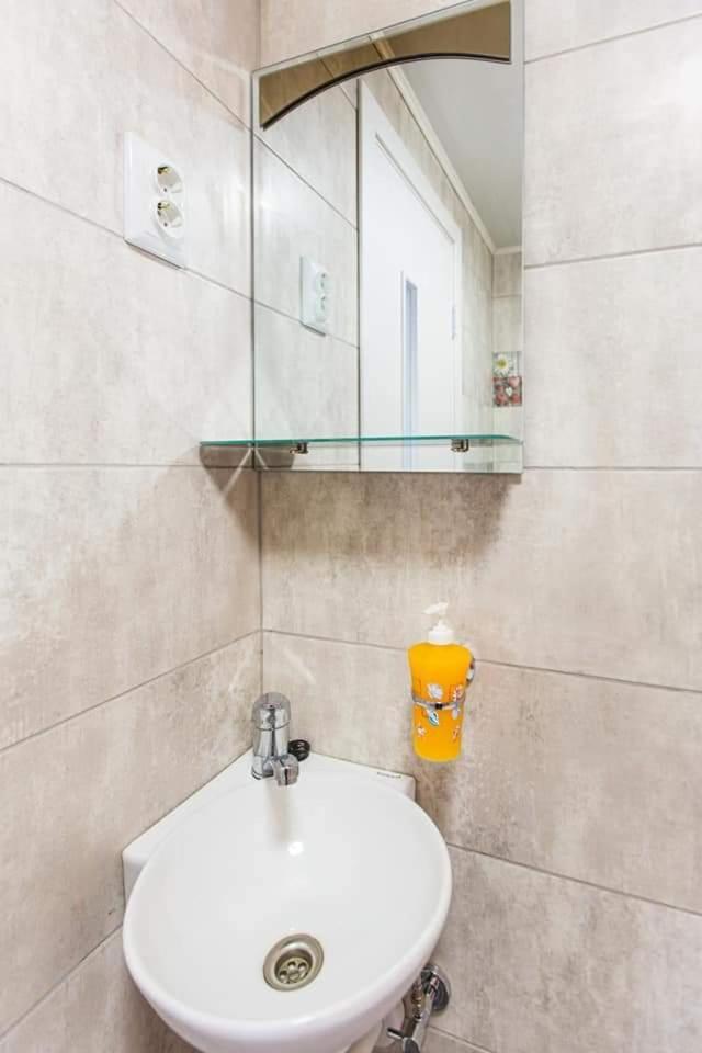 Sleep&Go Hostel Λβιβ Εξωτερικό φωτογραφία