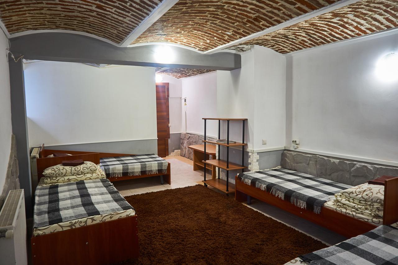 Sleep&Go Hostel Λβιβ Εξωτερικό φωτογραφία